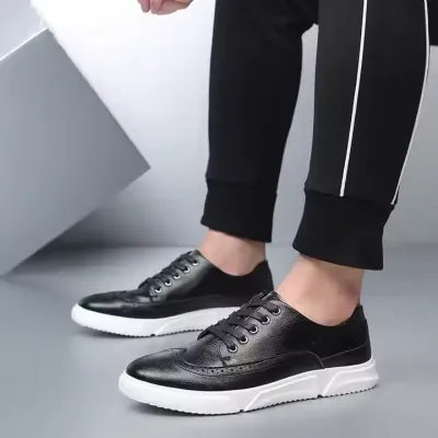 MINIMALIST MENS BOARD SHOES